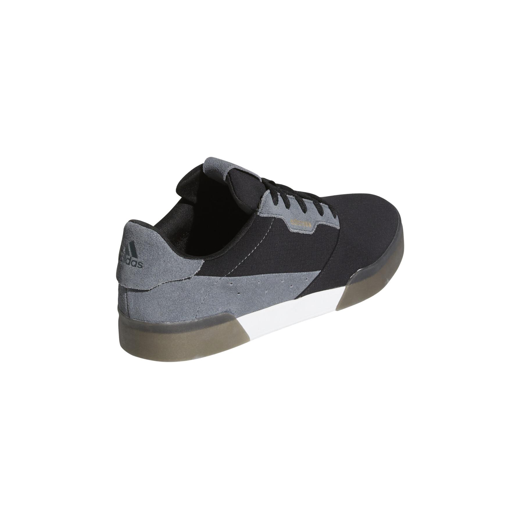 Shoes adidas Adicross Retro Spikeless